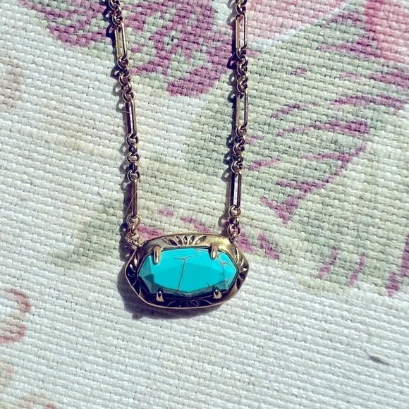 BNWOT Kendra Scott Elisa Vintage Gold Etch frame necklace/variegated turquoise - Picture 5 of 5